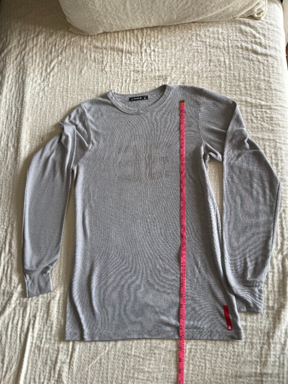 Grey thermal with grey print of Sache logo